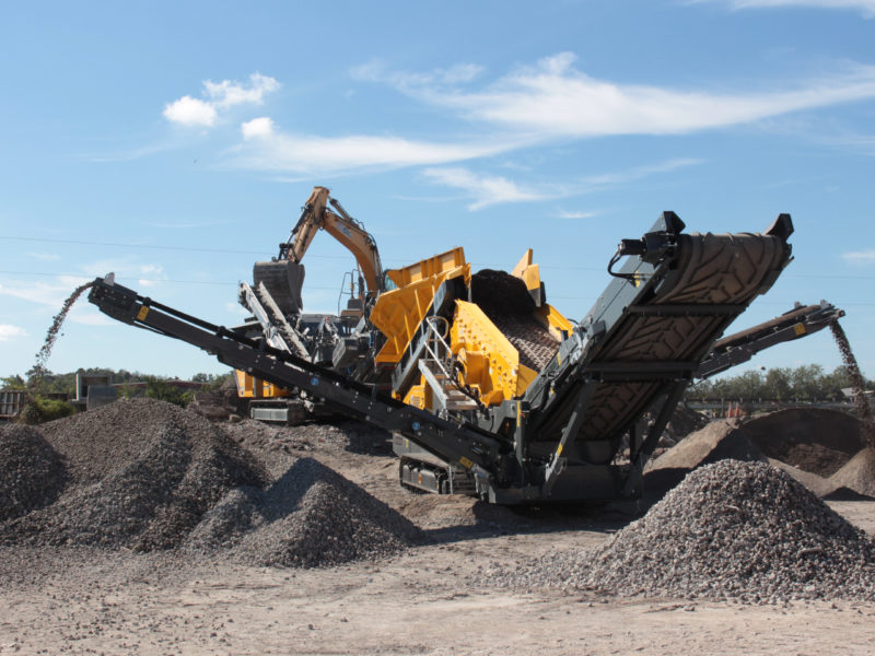 RUBBLE MASTER – world market leader for mobile crushers implements Testify to digitize production processes.